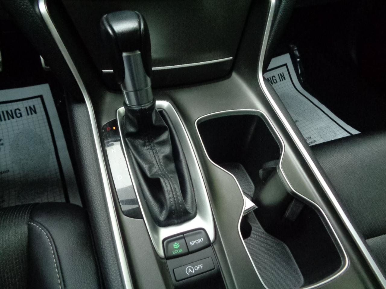 Used 2022 Honda Accord Sport image 12