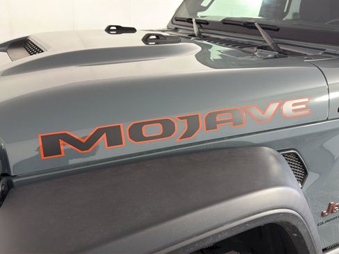 Used 2024 Jeep Gladiator Mojave w/ Convenience Group AWD/4WD image 36