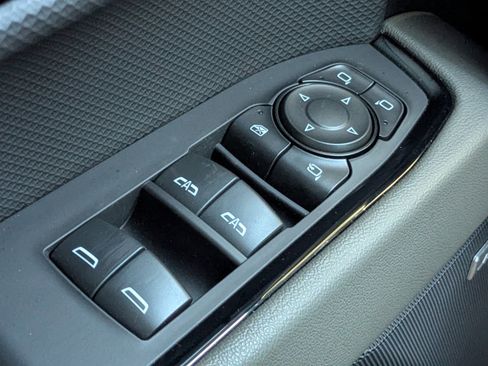 Used 2024 Chevrolet Silverado 1500 ZR2 w/ Technology Package image 24