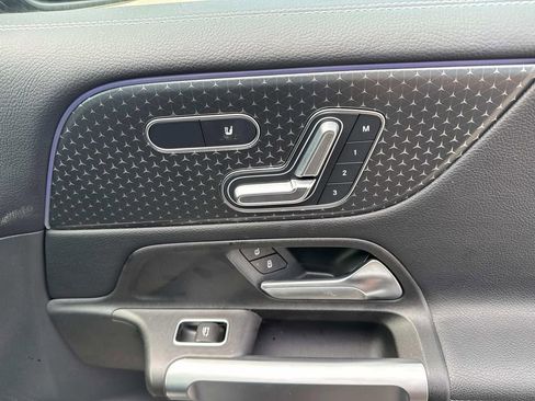 Used 2024 Mercedes-Benz GLB 250 image 14