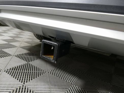 Used 2017 Audi A4 2.0T allroad Premium Plus w/ Premium Plus Package image 4