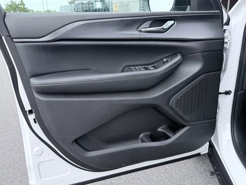 New 2026 Jeep Grand Cherokee Laredo RWD image 29