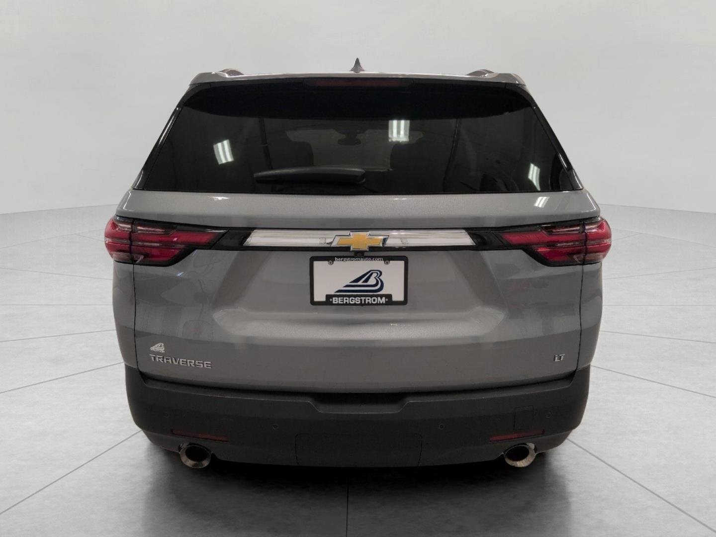 Used 2023 Chevrolet Traverse LT FWD image 53