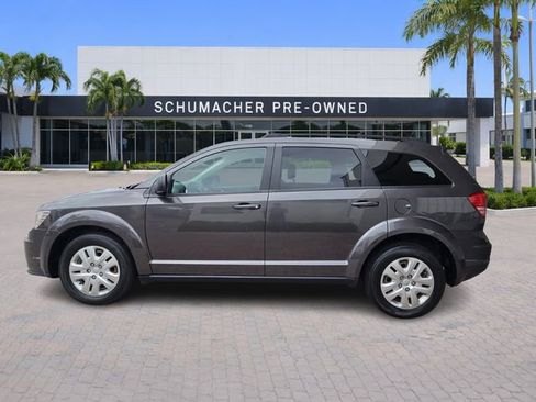 Used 2020 Dodge Journey SE image 4