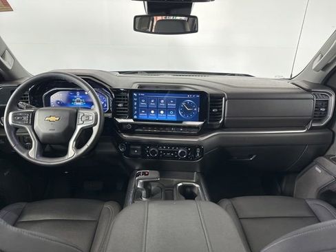 Used 2023 Chevrolet Silverado 1500 LTZ w/ LTZ Premium Package AWD/4WD image 9
