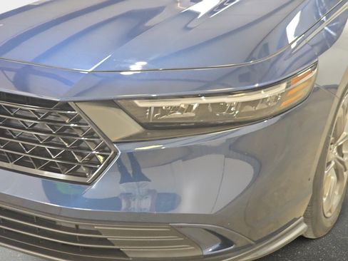 Certified 2024 Honda Accord EX image 28