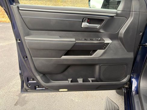 Used 2023 Toyota Tundra Platinum image 11