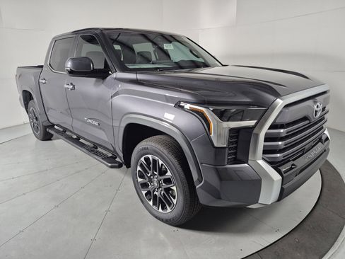 New 2026 Toyota Tundra Limited image 6
