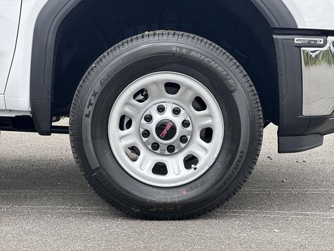 New 2026 GMC Sierra 2500 Pro w/ 1SA Pro Safety Plus Package AWD/4WD image 30