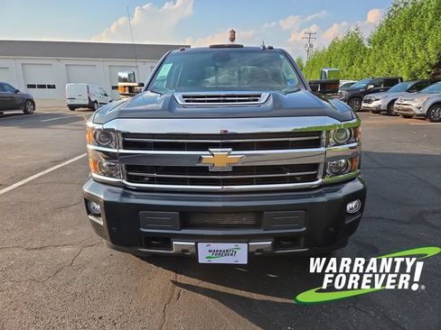 Used 2018 Chevrolet Silverado 3500 High Country w/ Duramax Plus Package AWD/4WD image 2