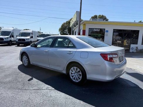 Used 2013 Toyota Camry LE image 7