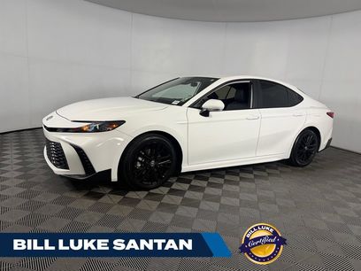 Used 2025 Toyota Camry SE