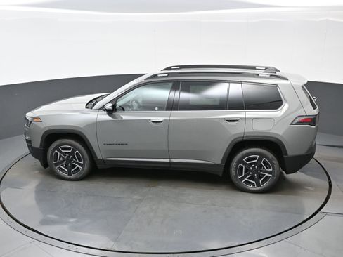 New 2026 Jeep Cherokee Limited AWD/4WD image 19