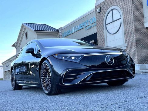 Used 2022 Mercedes-Benz EQS 450+ Sedan image 5