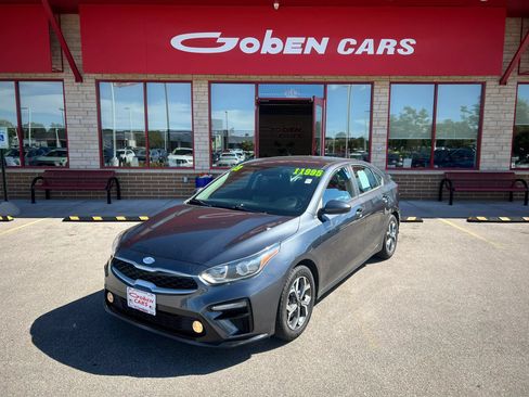 Used 2019 Kia Forte LXS FWD image 1