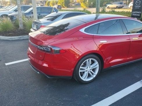 Used 2016 Tesla Model S 60 image 5