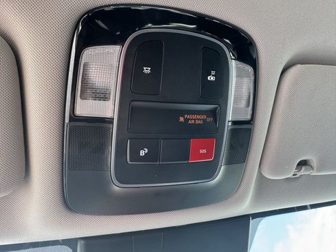 Used 2025 Hyundai Sonata SEL FWD image 26
