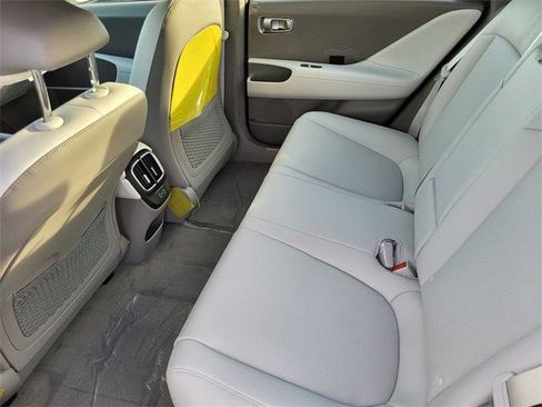 Certified 2025 Hyundai Ioniq 6 SEL image 6