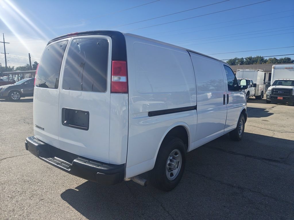 Used 2020 Chevrolet Express 2500 w/ Safety Package RWD image 4