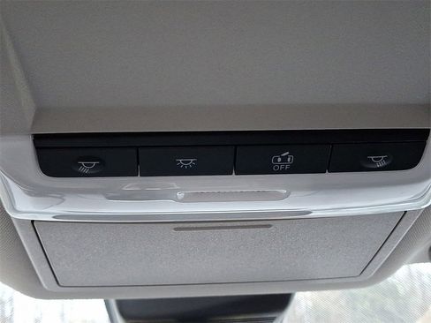 Used 2025 Nissan Altima 2.5 S image 24