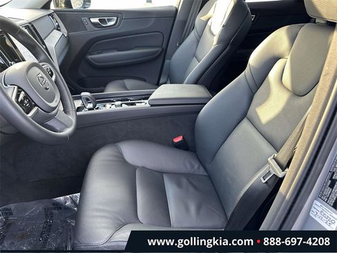 Used 2025 Volvo XC60 B5 Plus w/ Climate Package image 17