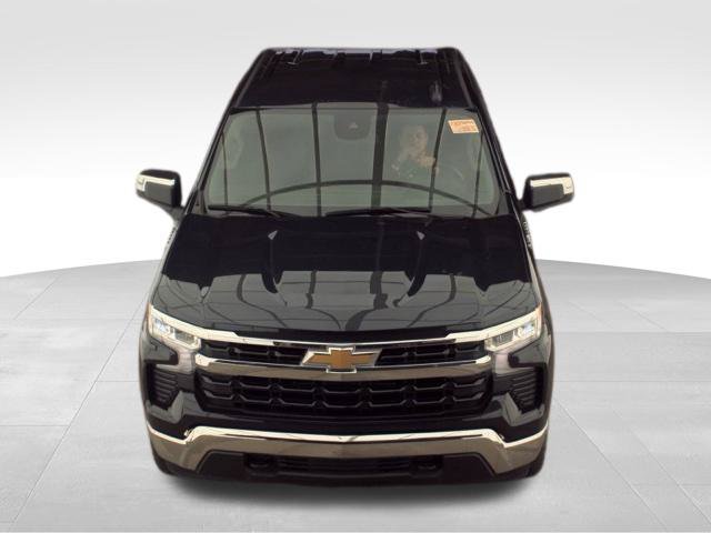 Used 2024 Chevrolet Silverado 1500 LT AWD/4WD image 3