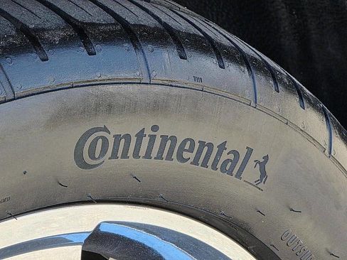 Used 2002 Ford Thunderbird Deluxe image 55