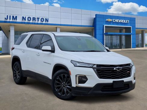 Used 2023 Chevrolet Traverse RS AWD/4WD image 1