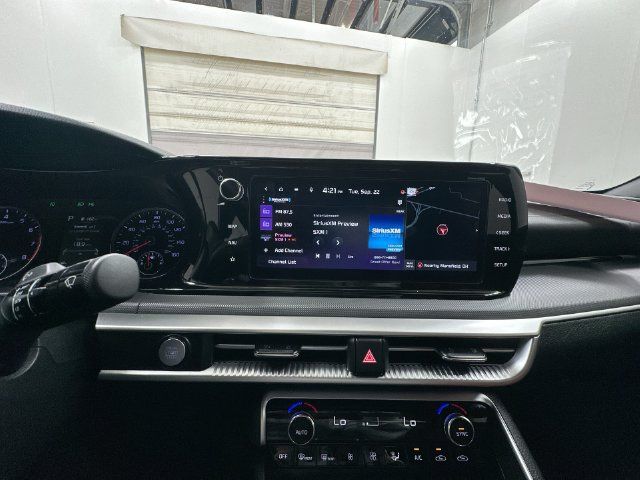 Used 2023 Kia K5 GT-Line w/ GT-Line Premium Package FWD image 13