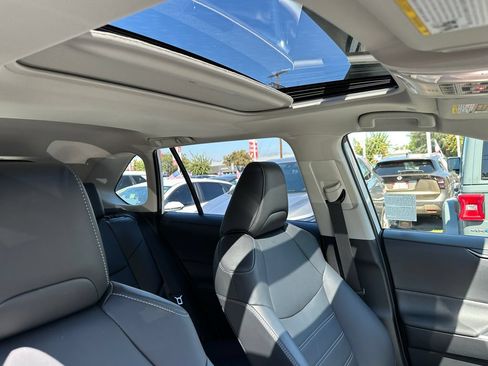 Used 2025 Toyota RAV4 XLE Premium FWD image 17
