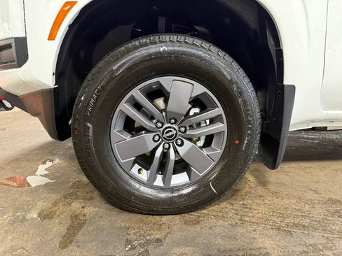 New 2026 Nissan Frontier SV w/ Tow Package AWD/4WD image 26