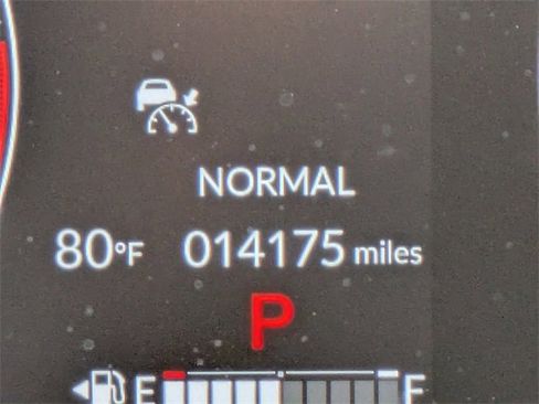 Used 2025 Honda CR-V EX-L image 32