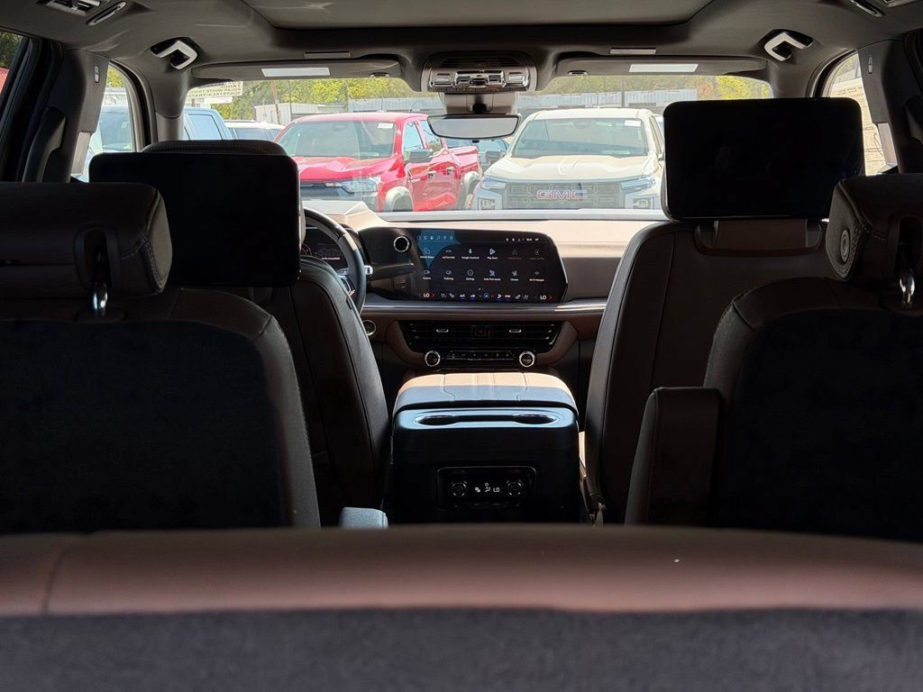 New 2026 Chevrolet Tahoe High Country AWD/4WD image 9