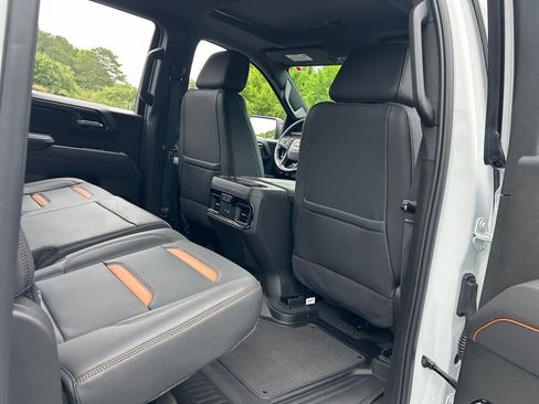 Used 2025 GMC Sierra 1500 AT4 w/ AT4 Premium Package AWD/4WD image 53