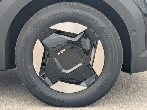 New 2026 Kia EV9 Wind AWD/4WD image 11