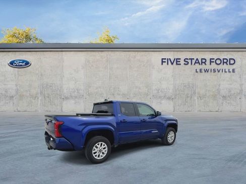 Used 2025 Toyota Tacoma SR5 AWD/4WD image 8