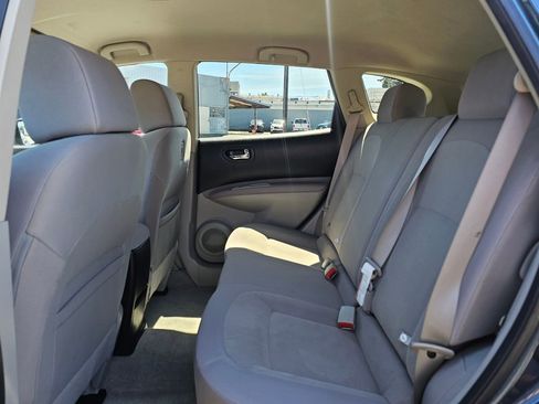 Used 2015 Nissan Rogue S w/ Convenience Package FWD image 17