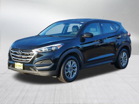 Used 2017 Hyundai Tucson SE image 3