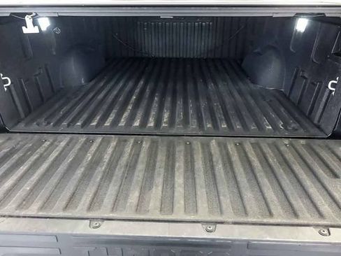 Used 2022 Toyota Tundra Platinum AWD/4WD image 30