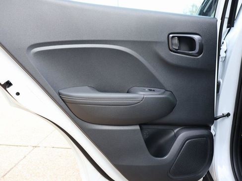 New 2026 Hyundai Venue SEL image 17