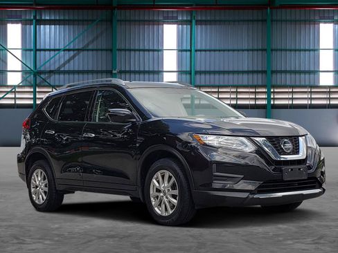 Used 2018 Nissan Rogue SV AWD/4WD image 6