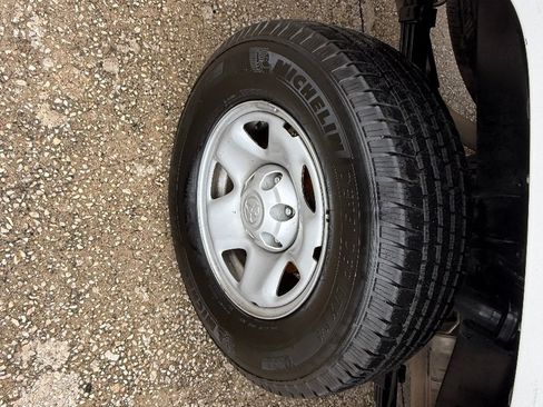 Used 2022 Toyota Tacoma SR RWD image 11
