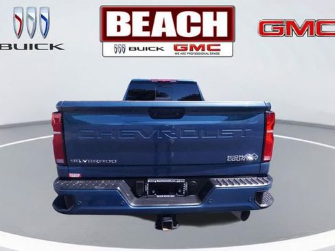 Used 2025 Chevrolet Silverado 2500 High Country AWD/4WD image 4