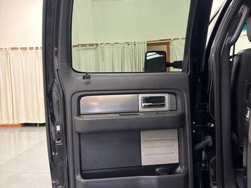 Used 2014 Ford F150 FX4 w/ Equipment Group 402A Luxury AWD/4WD image 23
