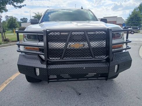 Used 2018 Chevrolet Silverado 1500 Custom w/ Custom Value Package AWD/4WD image 7