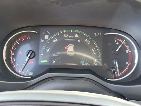 Certified 2025 Toyota RAV4 XLE AWD/4WD image 13