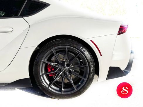 Used 2024 Toyota Supra Premium image 19