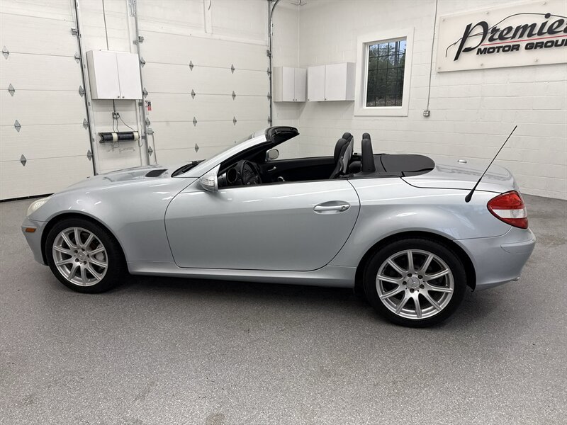 Used 2007 Mercedes-Benz SLK 350 image 2