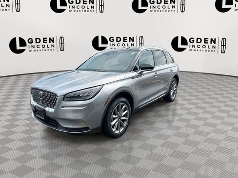 Used 2022 Lincoln Corsair AWD w/ Premium Package image 4
