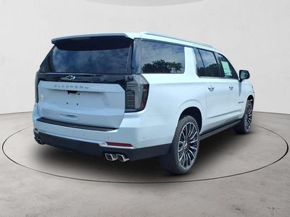 New 2026 Chevrolet Suburban High Country w/ LPO, Illumination Package